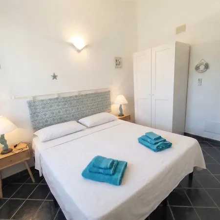 Hh - Four-room Sea View - Unit A Nyaraló San Teodoro