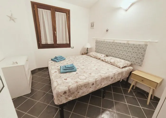 Hh - Four-room Sea View - Unit A Holiday home *